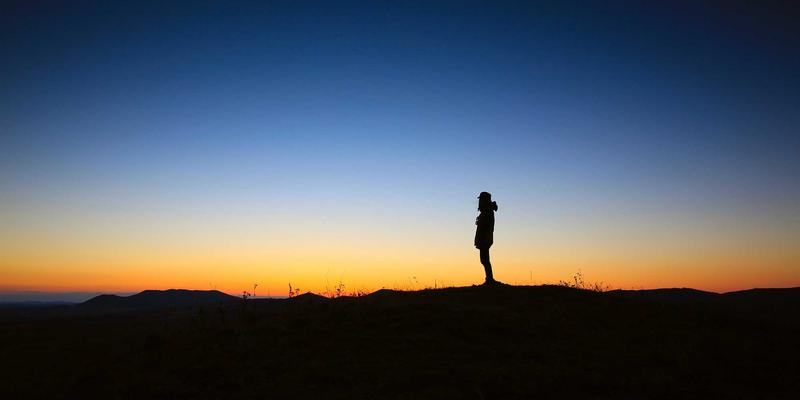 东南亚背包客省钱全指南：交通、住宿、饮食预算控制与自由行景点推荐