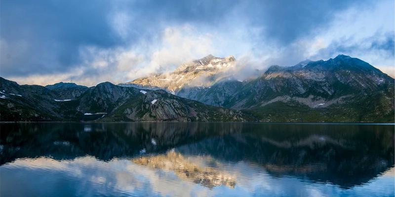 博物馆奇妙之旅：全球十大必访博物馆深度讲解与自由行参观贴士